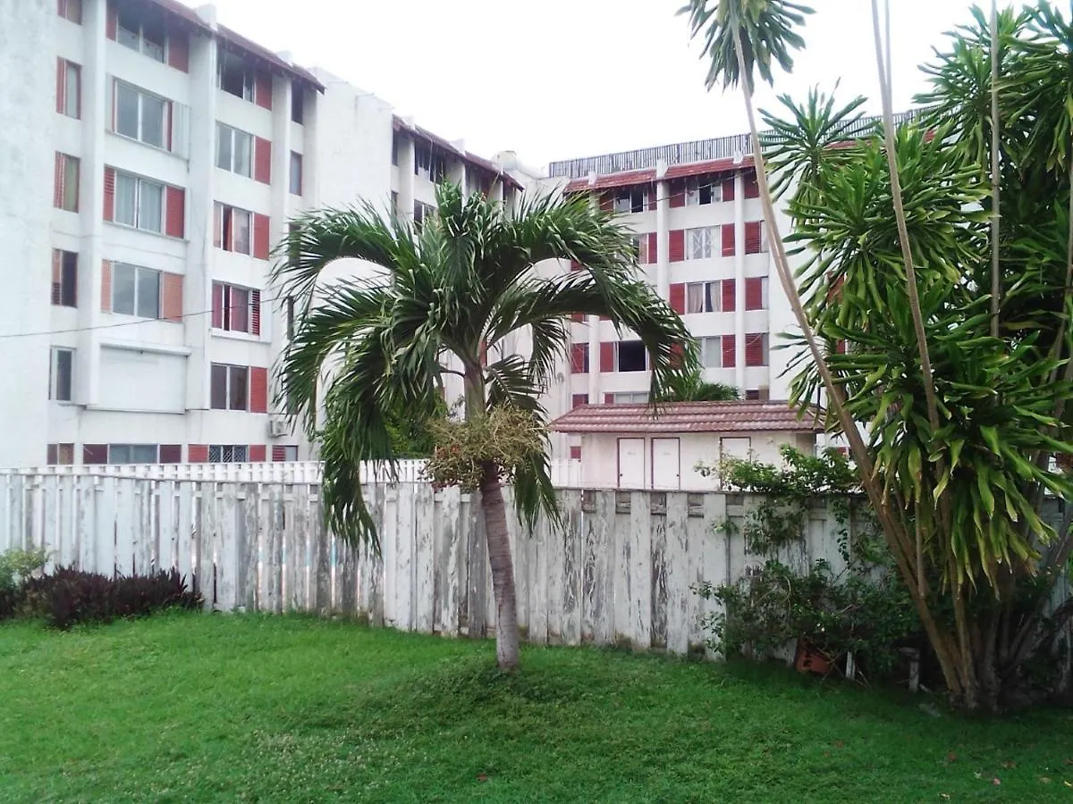 Apartamento Nice Oakwood Constant Spring Rd Apt Kingston