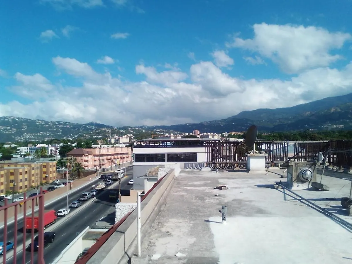 Nice Oakwood Constant Spring Rd Apt Appartement Kingston Jamaica